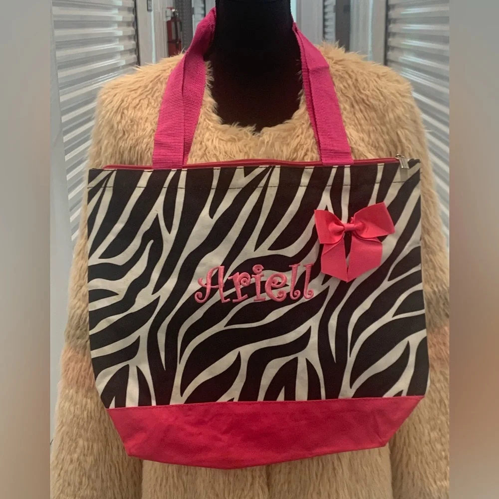 Large Tote 🦓 With Bow - Picture 10 of 10